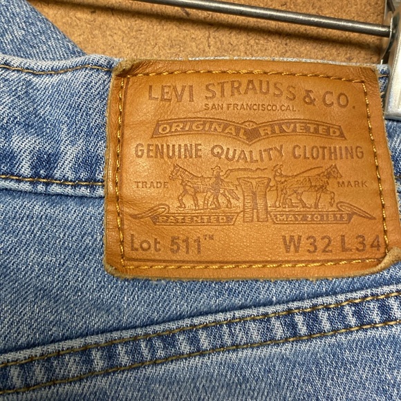 LEVI 511- EUC - Picture 4 of 6